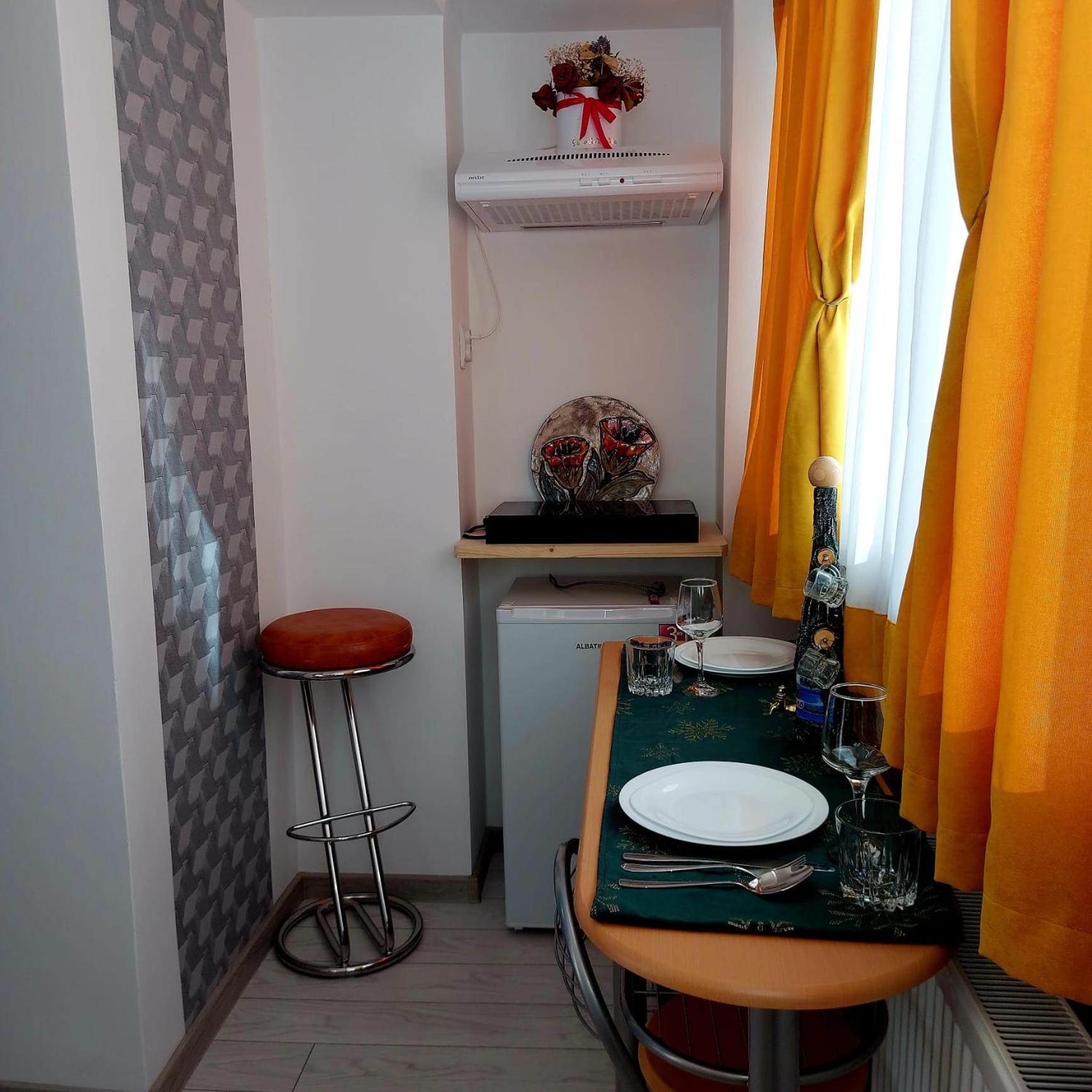Dayana Home Римніку-Вилча Екстер'єр фото